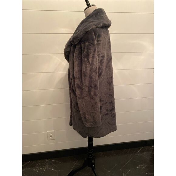 Mark Edwards Studio Faux Fur Coat / Jacket – Gray, Size Women's Medium, NWT - Picture 5 of 13